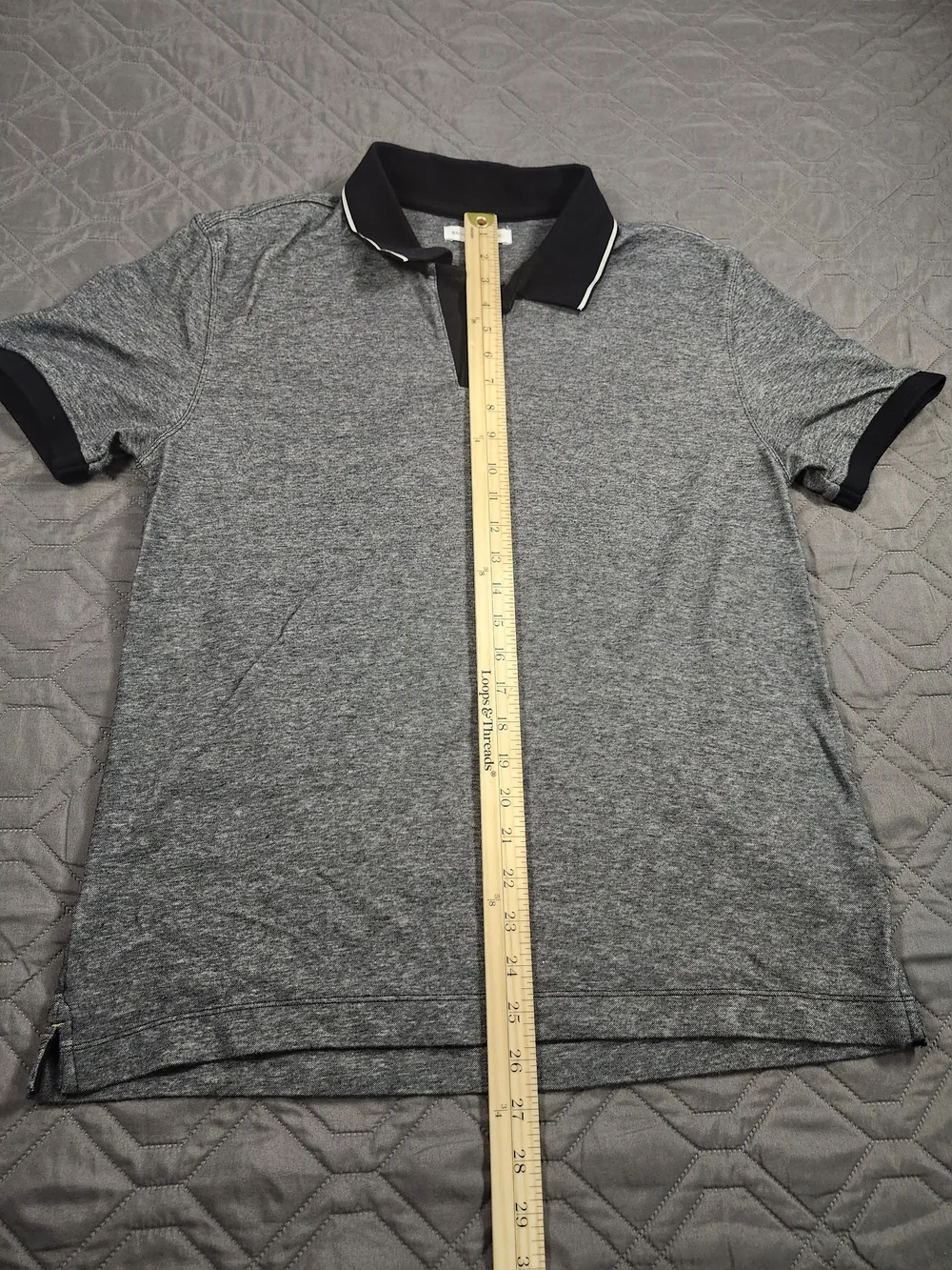 Banana Republic polo shirt marled gray knit fabric black collar Size M